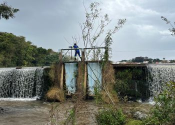 Campo Mourão: iniciada obra de desassoreamento do Parque do Lago