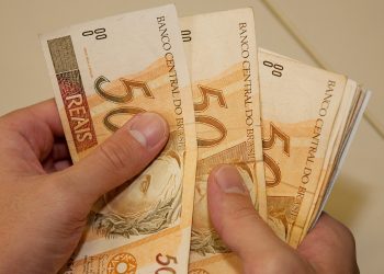 Há 30 anos, Plano Real derrubava hiperinflação e estabilizava economia