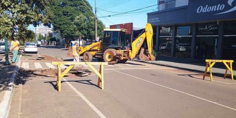 Prefeitura de Campo Mourão inicia construção de oito faixas elevadas