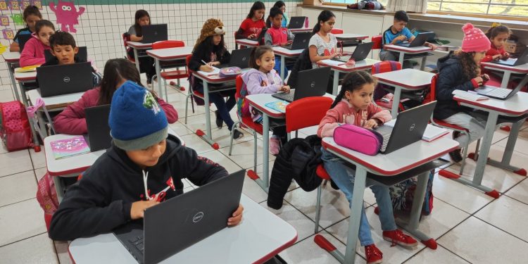 Cadastro para a chamada escolar começa na próxima segunda-feira, dia 2