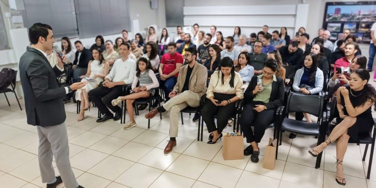 “Pontos Cegos”: Acicam Jovem promoveu palestra