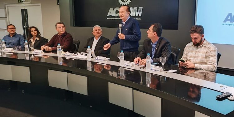 Coamo: Inauguração da fábrica de ração e início da indústria de etanol de milho
