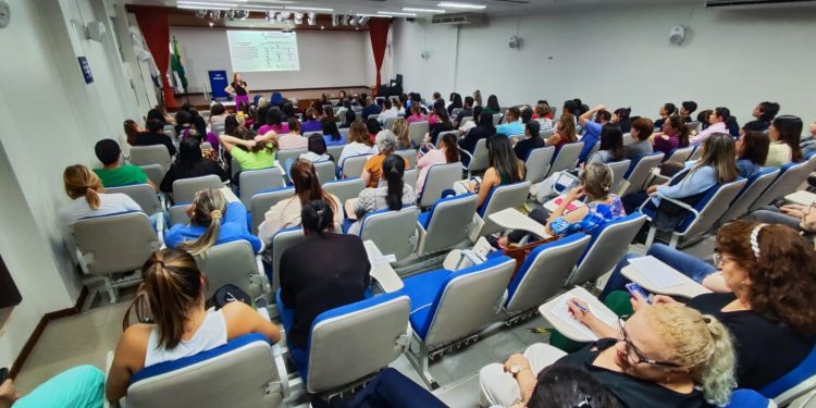 Campo Mourão promove capacitação sobre revelação espontânea de crianças e adolescentes vítimas de violência