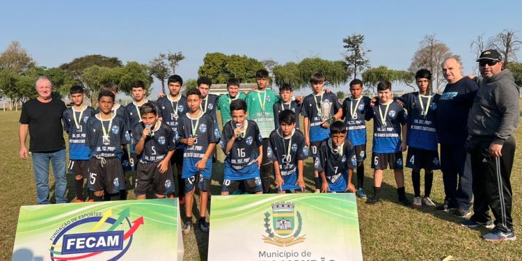 Colégios Marechal Rondon e Vinicius de Moraes vão representar C. Mourão na fase regional do Bom de Bola