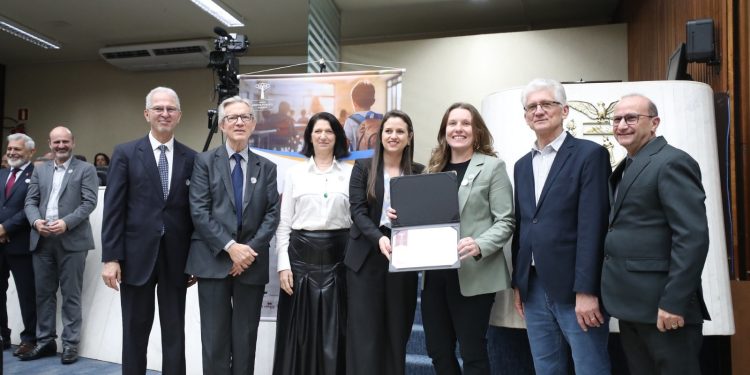 Atendimento ao autista recebe menção honrosa do Prêmio Gestor Público PR