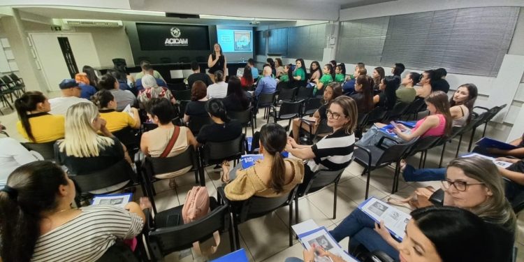 Sucesso marca oficina realizada pela Acicam