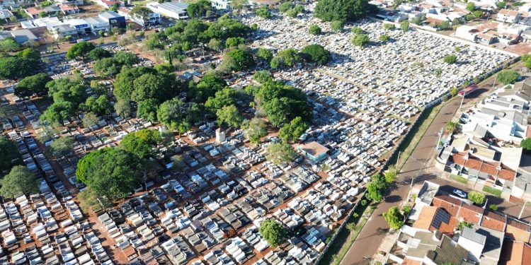 Construções e reformas no Cemitério devem ser feitas até 28 de outubro