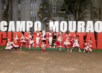 Campo Mourão: Quatro praças terão mini túnel de luzes no Natal