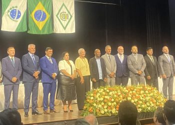 Sem surpresa e sem disputa em nenhum cargo, Câmara elege Mesa Diretora