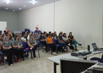 Secretaria de Saúde de Campo Mourão realiza capacitação para recepcionistas da rede municipal de saúde