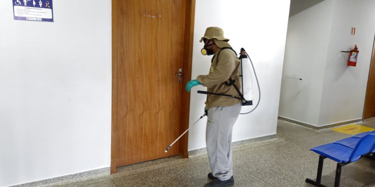 Combate a dengue por borrifação em mais 10 UBS nesta semana