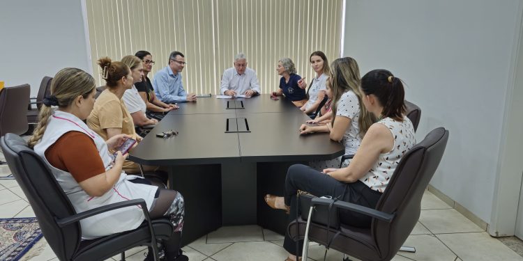 Prefeitura de Campo Mourão fortalece educação especial por meio de parceria com a APAE