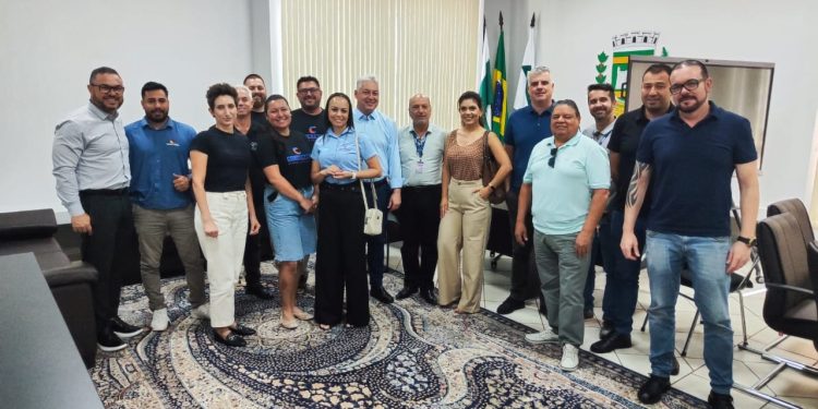 Prefeito de Campo Mourão recebe demandas do mercado imobiliário