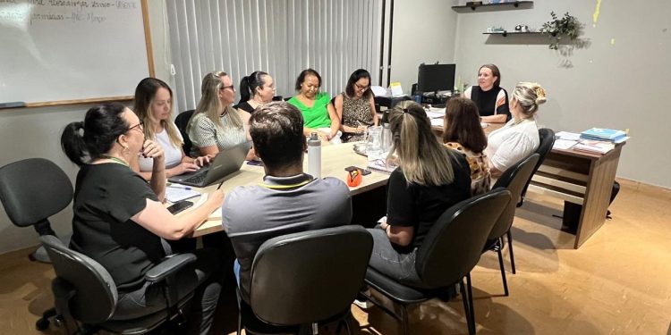 Reunião da Secretaria de Saúde de Campo Mourão discute melhorias no atendimento à população