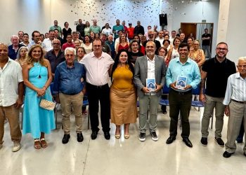 Lançamento de Livro: “Eu tenho mais histórias para contar” é lançado com grande público na Biblioteca Municipal