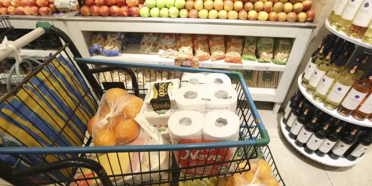 Preço dos alimentos vai baixar nos próximos 60 dias, diz ministra