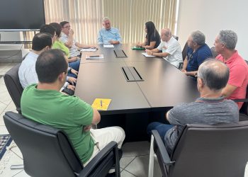 Prefeitura de Campo Mourão garante reajuste com aumento real e ampliação do vale-alimentação aos servidores municipais