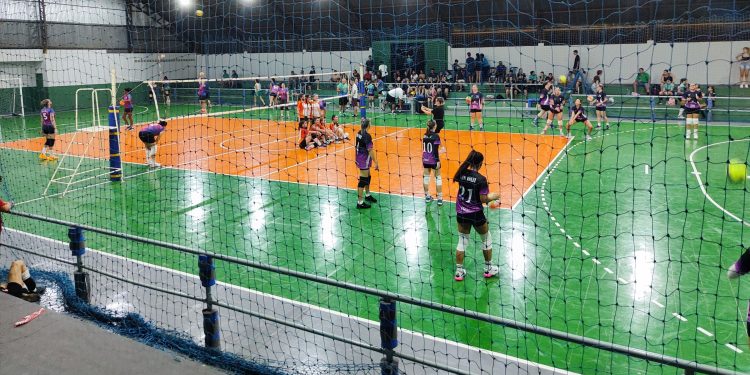 Campo Mourão: inscrições para a Copa de Voleibol Feminino 2025 começam nesta quinta-feira (6)