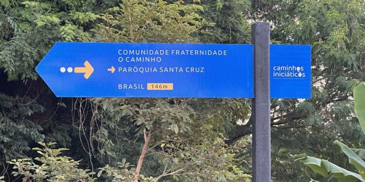 Campo Mourão recebe sinalização do Caminho Iniciático de Santiago para impulsionar o turismo religioso no Paraná