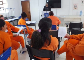 Mulheres em fase final de pena recebem apoio para recomeçar a vida fora do cárcere no Paraná