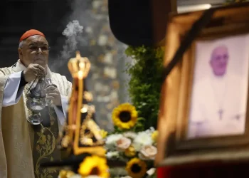 Entenda o conclave, ritual de escolha do novo papa no Vaticano