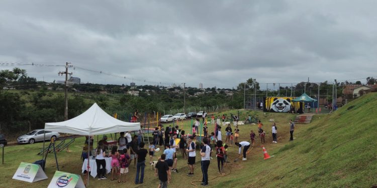 ”Rua de Lazer” reúne crianças em tarde de diversão e integração no Jardim Fortunato Perdoncini