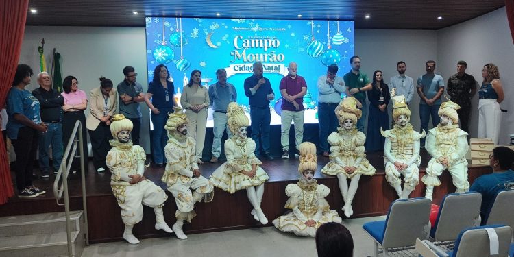 Prefeito participa de prestação de contas e recebe novo projeto Cidade Natal 2025