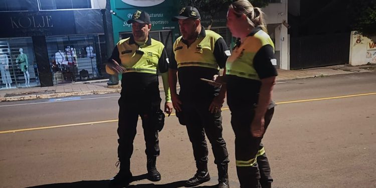 Blitz do Maio Amarelo efetuou multas e prisão de condutor embriagado