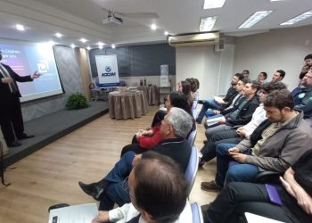 Segurança jurídica: Sucesso marca palestra na Acicam