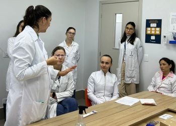 Médicos da Atenção Básica de Campo Mourão recebem treinamento e pacientes do SUS recebem DIU de cobre