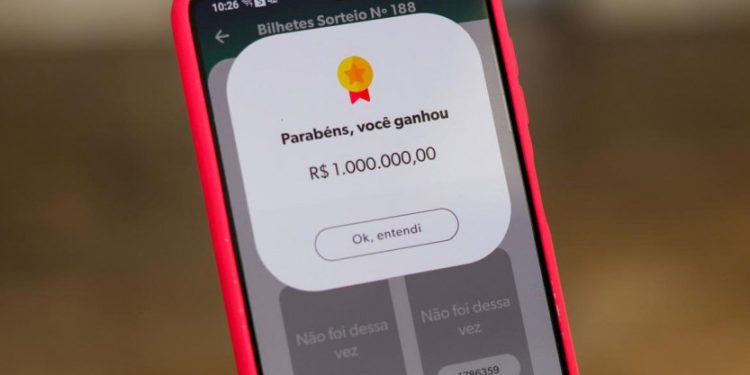 Morador de São José Pinhais ganha sorteio de R$ 1 milhão no Nota Paraná