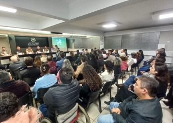 Reunião da Acicam marcada por vasta pauta e auditório lotado