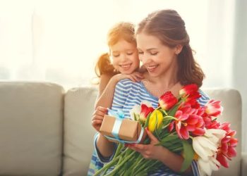 Lojas de Campo Mourão abertas até às 22 horas nesta sexta-feira