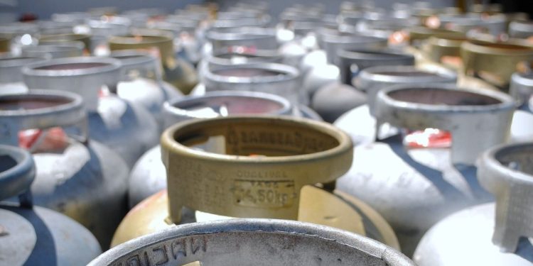 Procon de Campo Mourão divulga pesquisa de preços do gás de cozinha realizada nesta quinta-feira (29)