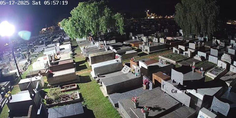 Muralha Digital: Cemitério Municipal de Campo Mourão tem vigilância monitorada por câmeras