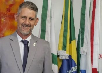 Presidente do Legislativo na reunião mensal da Acicam