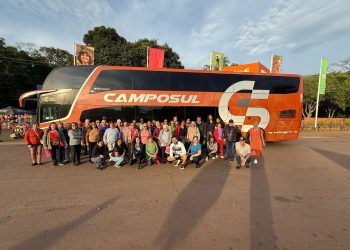 Programa da FECAM leva idosos de Campo Mourão a Foz do Iguaçu com apoio da Secretaria de Turismo
