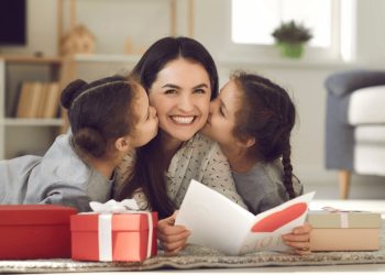 Comércio aberto até às 17 horas, neste sábado, em Campo Mourão