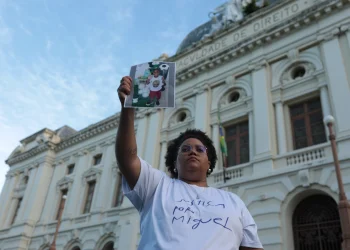 Cinco anos depois da morte de Miguel, mãe ainda luta por justiça