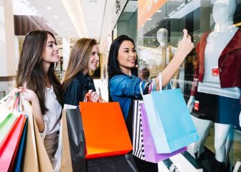 Mais um sábado com comércio até às 17 horas em C. Mourão