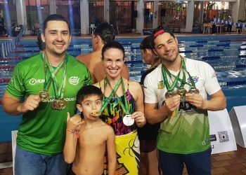 Atletas de Campo Mourão conquistam medalhas em competição interestadual de natação realizada em Maringá