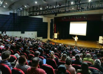 Palestra de Átila Iamarino destaca impacto humano nas mudanças climáticas durante Semana do Meio Ambiente
