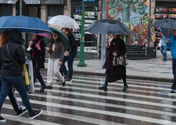 Após dias congelantes, fim de semana será chuvoso no Paraná
