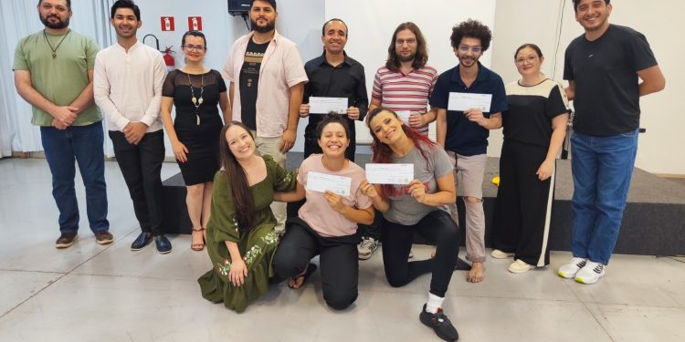 Campo Mourão abre inscrições para o Concurso de Poesias 2025