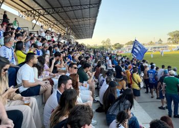Fim de semana de emoção para a torcida mourãoense no campo e na quadra