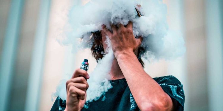 Como prevenir uma nova geração fumante e proteger crianças e adolescentes dos vapes