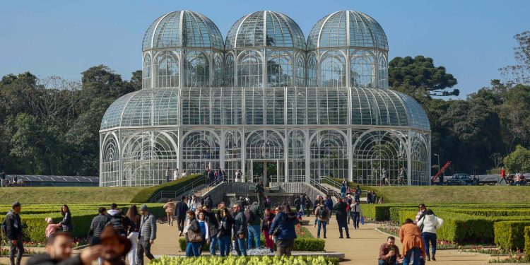 Agosto terá pouca chuva e muita amplitude térmica no Paraná, prevê Simepar