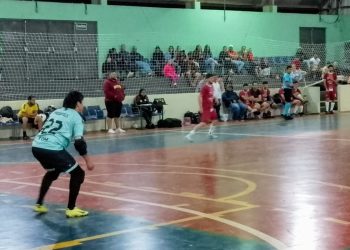 Grande público e muitos gols marcam a abertura da Copa Futsal de Farol