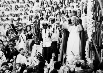 Há 45 anos, Papa João Paulo II arrastava a maior multidão da história do Paraná