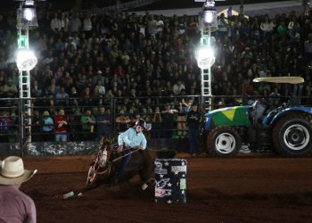Prova dos Três Tambores emociona público e premia talentos durante a 30ª Festa Nacional do Carneiro no Buraco